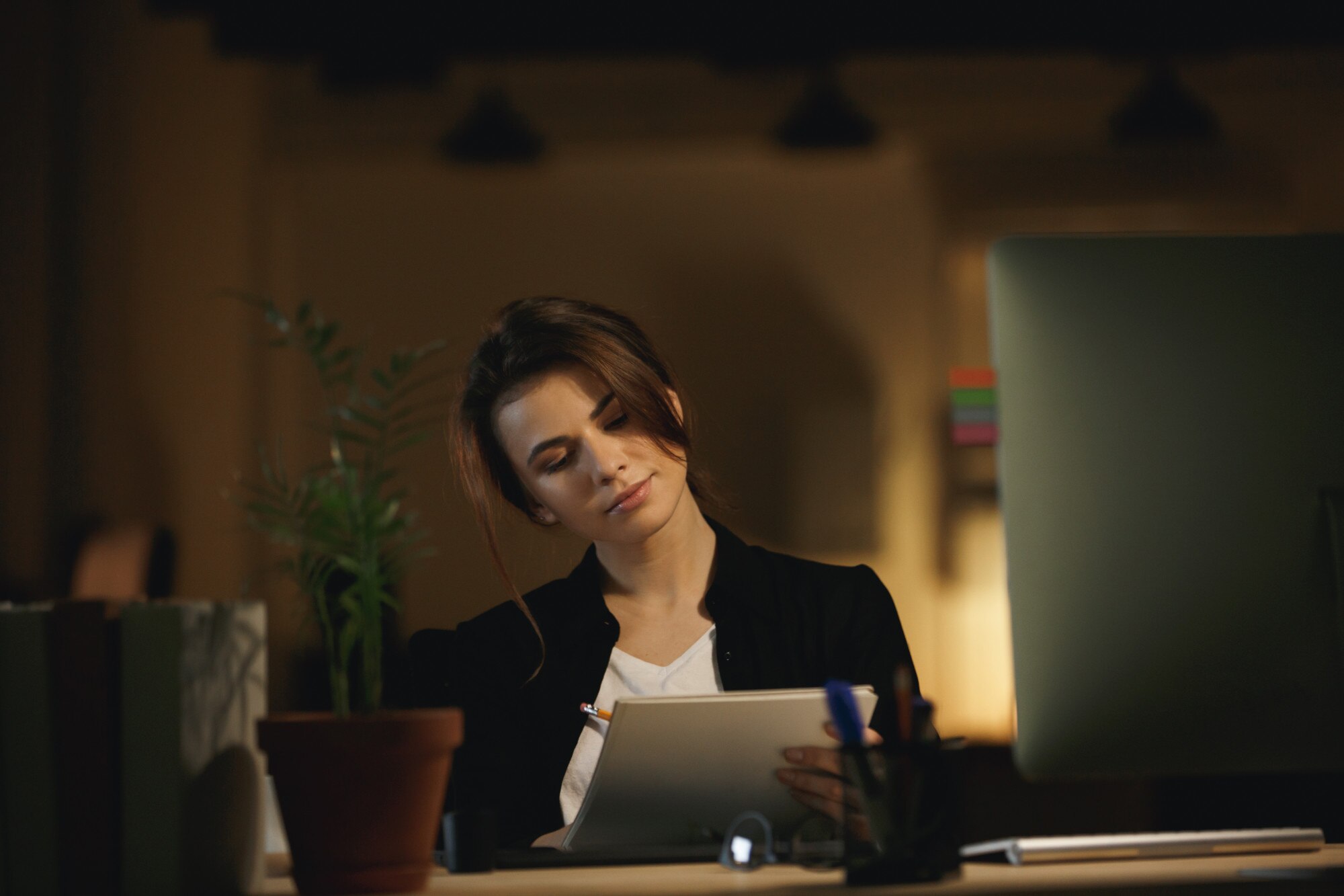 Lavoro in ambiente scuro